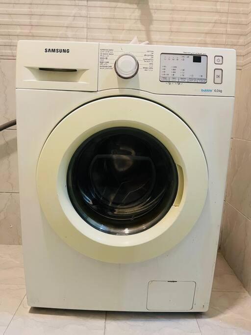 Luxury Private Studio Apartment Close To Airport أبو ظبي المظهر الخارجي الصورة