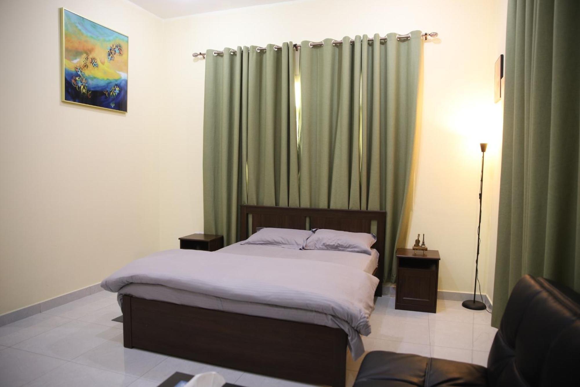 Luxury Private Studio Apartment Close To Airport أبو ظبي المظهر الخارجي الصورة